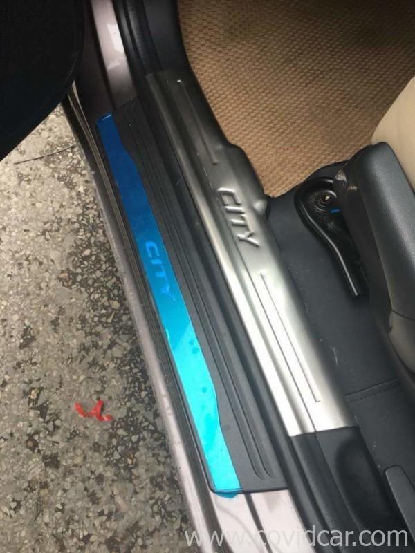 Ốp bậc cửa trong ngoài Honda City Ốp bậc cửa trong ngoài Honda City