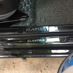 Ốp bậc cửa trong ngoài Titan Hyundai Elantra