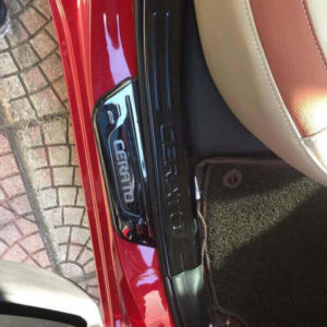 Ốp bậc cửa trong ngoài Titan Kia Cerato