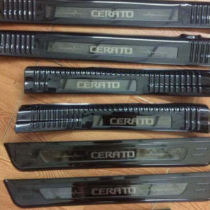 Ốp bậc cửa trong ngoài Titan Kia Cerato 1 Ốp bậc cửa trong ngoài Titan Kia Cerato