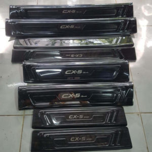 Ốp bậc cửa trong ngoài Titan Mazda CX5 2 Ốp bậc cửa trong ngoài Titan Mazda CX5