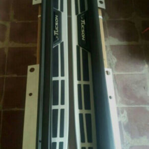 Bậc lên xuống Hyundai Tucson Mobis 2 Bậc lên xuống Hyundai Tucson Mobis