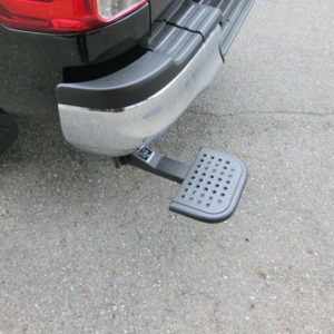 Bậc lên xuống phía sau cho xe bán tải 1 Bậc lên xuống phía sau cho xe bán tải