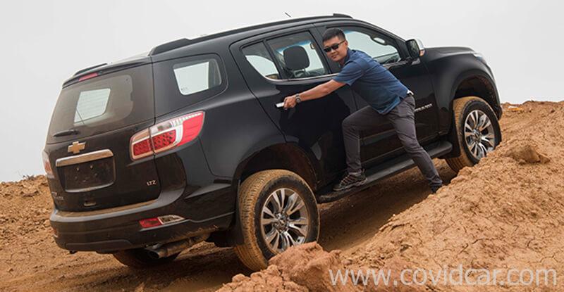 Bậc lên xuống xe Chevrolet Trailblazer Bậc lên xuống xe Chevrolet Trailblazer