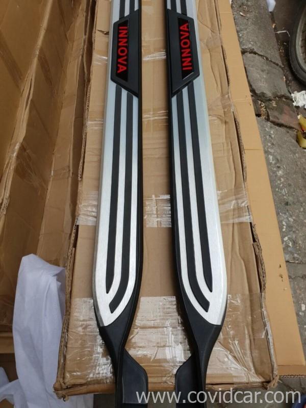 Bậc lên xuống xe Toyota Innova Mobis Bậc lên xuống xe Toyota Innova Mobis