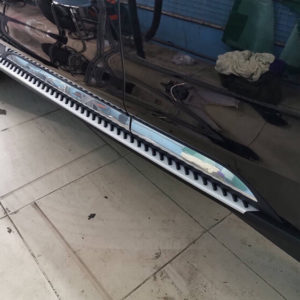 Bậc lên xuống xe Vinfast LUX SA 2 Bậc lên xuống xe Vinfast LUX SA