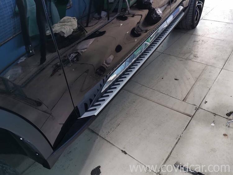 Bậc lên xuống xe Vinfast LUX SA Bậc lên xuống xe Vinfast LUX SA