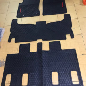 Lót Sàn Cao Su Theo Xe Toyota Rush