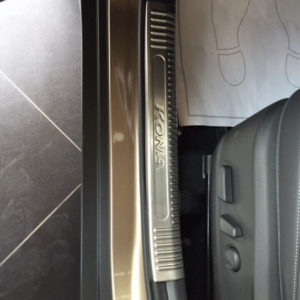 Ốp bậc trong ngoài Hyundai Kona 2 Op Bac Cua Trong Ngoai Hyundai Kona Gia Re