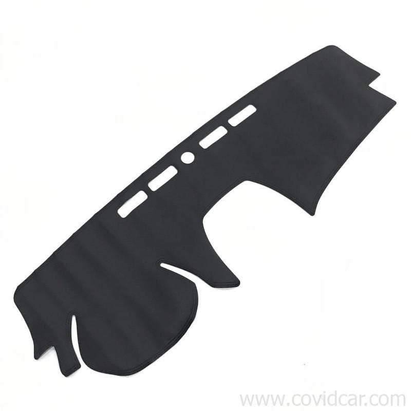 Thảm taplo da vân cacbon Ford Ranger XLS Thảm taplo da vân cacbon Ford Ranger XLS