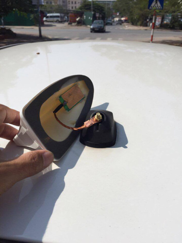 Vây Cá ăng Ten Cho Xe Hơi