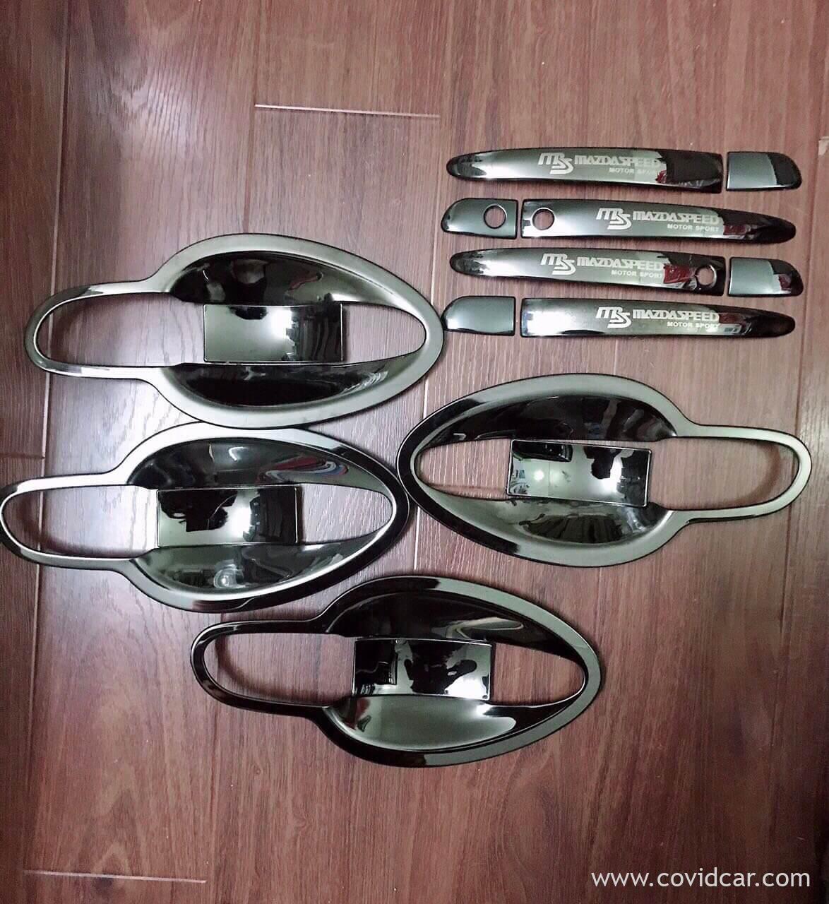 bo-op-tay-nam-hom-cua-mazda3-titan bo op tay nam cua cacbon cho xe mazda