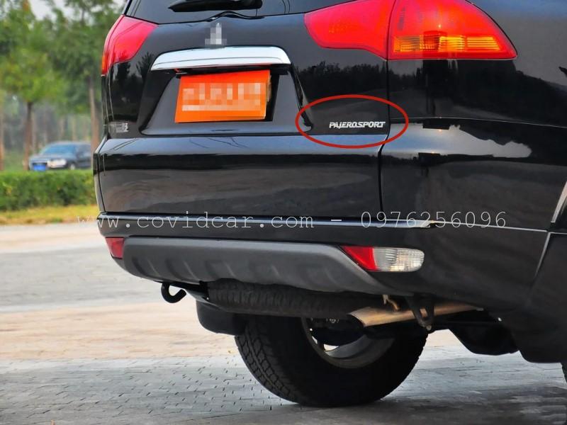 chu noi pajerosport phia sau xe mitsubishi pajero sport 2010 2016 6