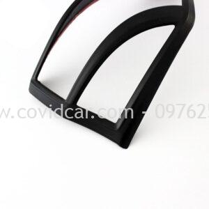 Ốp viền đèn hậu đen Toyota Fortuner 2017-2019