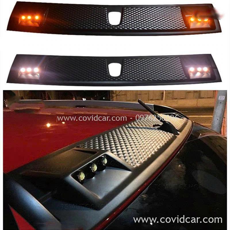 Ốp nóc có đèn cho Toyta Hilux Revo 2015-2017