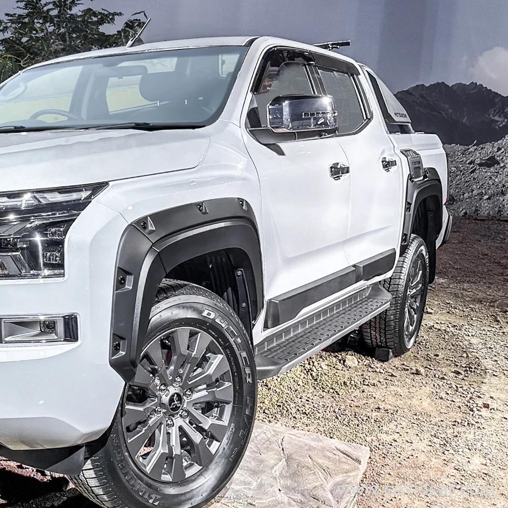 Cua lốp Mitsubishi Triton 2025 2026 mới nhất 13 16518 d1b19f